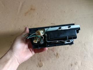 Пепельница TOYOTA MARK II BLIT GX110 1G-FE 3 ракурс