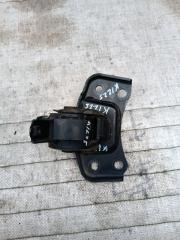 Подушка двигателя левая TOYOTA PRIUS ZVW30 2ZR-FXE 12372-37110 1 ракурс Подушка двигателя левая TOYOTA PRIUS ZVW30 2ZR-FXE 12372-37110 1 ракурс