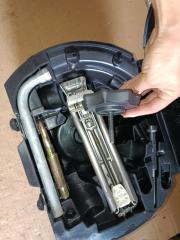 Ящик под инструменты VOLKSWAGEN POLO 9N bky 5 ракурс Ящик под инструменты VOLKSWAGEN POLO 9N bky 5 ракурс