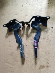 Петля капота TOYOTA WISH ZNE10 1ZZ-FE 53410-68010 1 ракурс