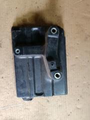 Подставка под аккумулятор TOYOTA MARK II JZX110 1JZ-FSE 3 ракурс