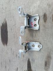 Петля дверная левая передняя HONDA STREAM RN6 R18A 1 ракурс