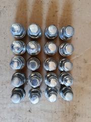 Гайка на колесо TOYOTA CELSIOR UCF31 3UZ-FE 1 ракурс Гайка на колесо TOYOTA CELSIOR UCF31 3UZ-FE 1 ракурс