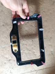 Консоль магнитофона TOYOTA Spade NCP141 1NZ-FE 5 ракурс