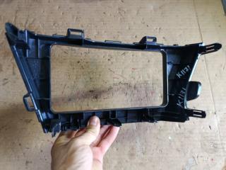 Консоль магнитофона TOYOTA PRIUS ALPHA ZVW41 2ZR-FXE 5 ракурс