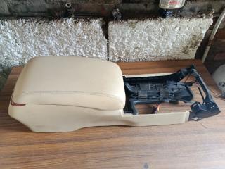 Бардачок между сиденьями TOYOTA CROWN GRS182 3GR-FSE 1 ракурс