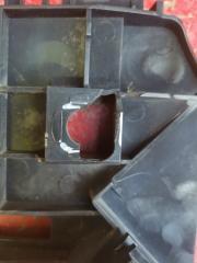 Крепеж бампера левый передний Toyota NOAH ZRR80 52116-28220 4 ракурс