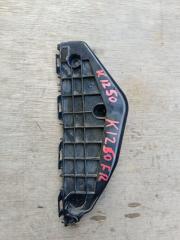 Крепеж бампера правый передний TOYOTA Spade NCP141 1NZ-FE 1 ракурс