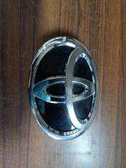 Эмблема TOYOTA VOXY ZRR80 75403-28030 1 ракурс
