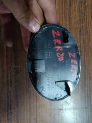 Эмблема TOYOTA VOXY ZRR80 75403-28030 2 ракурс