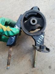 Подушка двигателя задняя TOYOTA PLATZ NCP12 1NZ-FE 3 ракурс