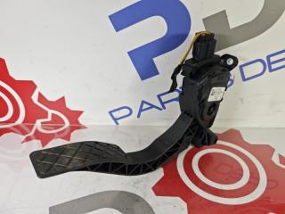 Запчасть педаль газа AUDI A4 2011