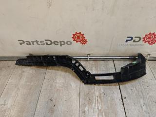 Запчасть крепление бампера заднее правое VW Passat 2012