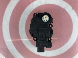 Фото запчасти привод заслонки отопления r BMW 3 SERIES 2008 контрактная запчасть Запчасть привод заслонки отопления r BMW 3 SERIES 2008