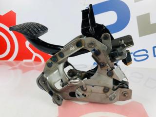 Педаль тормоза Infiniti Q50 2015