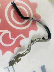 Запчасть петля крышки багажника правая LEXUS IS250 2006