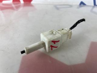 Фото запчасти концевик педали тормоза HONDA CR-V 2008 контрактная запчасть Запчасть концевик педали тормоза HONDA CR-V 2008