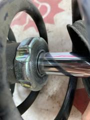 Амортизатор передний VW Passat B7 1.4