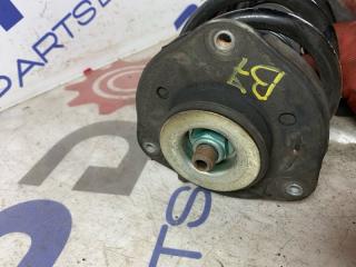 Амортизатор передний Passat 2013 B7 1.4