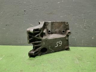 Кронштейн компрессора кондиционера Ford Focus 2 2006
