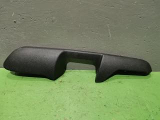 Накладка двери передняя правая Ford Focus 2008