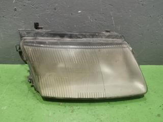 Запчасть фара правая Volkswagen Passat 1998