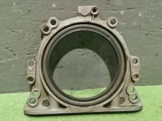 Запчасть крышка коленвала задняя Volkswagen Passat 1997