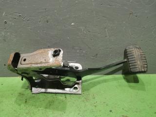 Фото запчасти педаль тормоза Mitsubishi lancer 2008 Б/У запчасть Запчасть педаль тормоза Mitsubishi lancer 2008