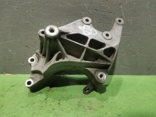 Фото запчасти кронштейн гур Mitsubishi lancer 2008 Б/У запчасть Запчасть кронштейн гур Mitsubishi lancer 2008