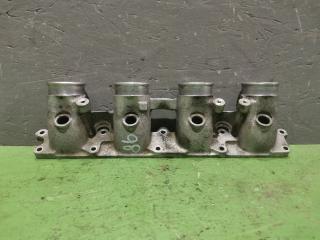 Впускной коллектор Volkswagen Passat 1998