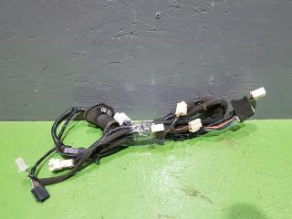 Запчасть проводка двери передняя правая Great Wall Hover 2009