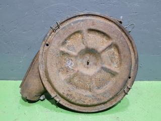 Корпус воздушного фильтра ВАЗ Нива 1994