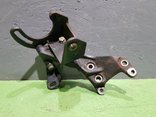 Запчасть кронштейн гур Great Wall Hover 2009