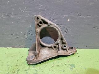 Фото запчасти кронштейн привода правый Renault Scenic 2004 Б/У запчасть Запчасть кронштейн привода правый Renault Scenic 2004