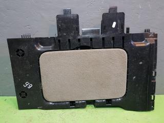 Фото запчасти бардачок пола правый Renault Scenic 2004 Б/У запчасть Запчасть бардачок пола правый Renault Scenic 2004