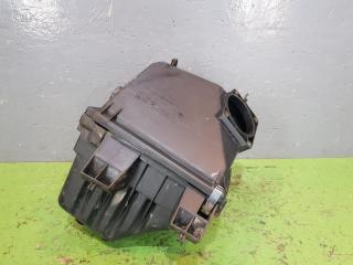 Корпус воздушного фильтра Volkswagen Passat 2003