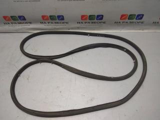 Уплотнительная резинка на дверь передняя левая OPEL ASTRA