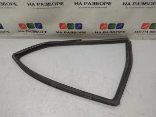 Запчасть уплотнительная резинка стекла двери задняя правая MITSUBISHI Outlander
