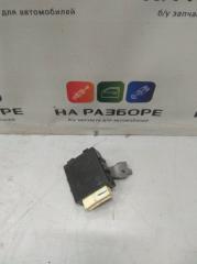 Блок управления стеклоочистителями TOYOTA CAMRY