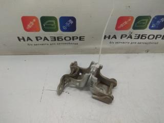 Петля двери передняя правая Renault Fluence 2013 Б/У Петля двери передняя правая Renault Fluence 2013