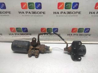 Цилиндр управления гидроподвеской LEXUS LX570 2015 Б/У Цилиндр управления гидроподвеской LEXUS LX570 2015