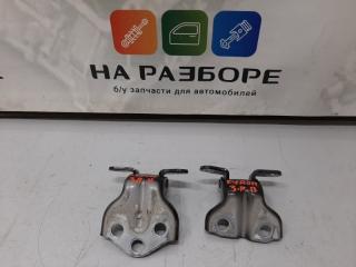 Запчасть петля двери задняя правая SsangYong Kyron 2013