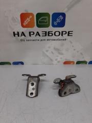 Петля двери задняя правая TOYOTA AVENSIS 2007