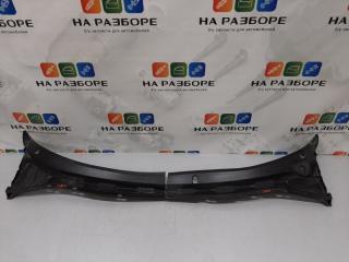Накладка рамы ветрового окна ( жабо ) MAZDA 3 2008 Б/У Накладка рамы ветрового окна ( жабо ) MAZDA 3 2008