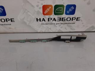 Накладка на консоль между сиденьями левая LEXUS LX570 2017 Б/У Накладка на консоль между сиденьями левая LEXUS LX570 2017