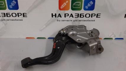 Педаль стояночного тормоза INFINITI QX56 2012 Б/У Педаль стояночного тормоза INFINITI QX56 2012