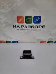 Петля крышки багажника задняя INFINITI QX56 2012