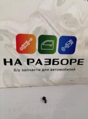 Форсунка омывателя крышки багажника Porsche Cayenne 2014 Б/У Форсунка омывателя крышки багажника Porsche Cayenne 2014