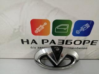 Эмблема передняя INFINITI QX56