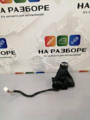 Накладка на консоль между сиденьями INFINITI G37 2012 Б/У Накладка на консоль между сиденьями INFINITI G37 2012